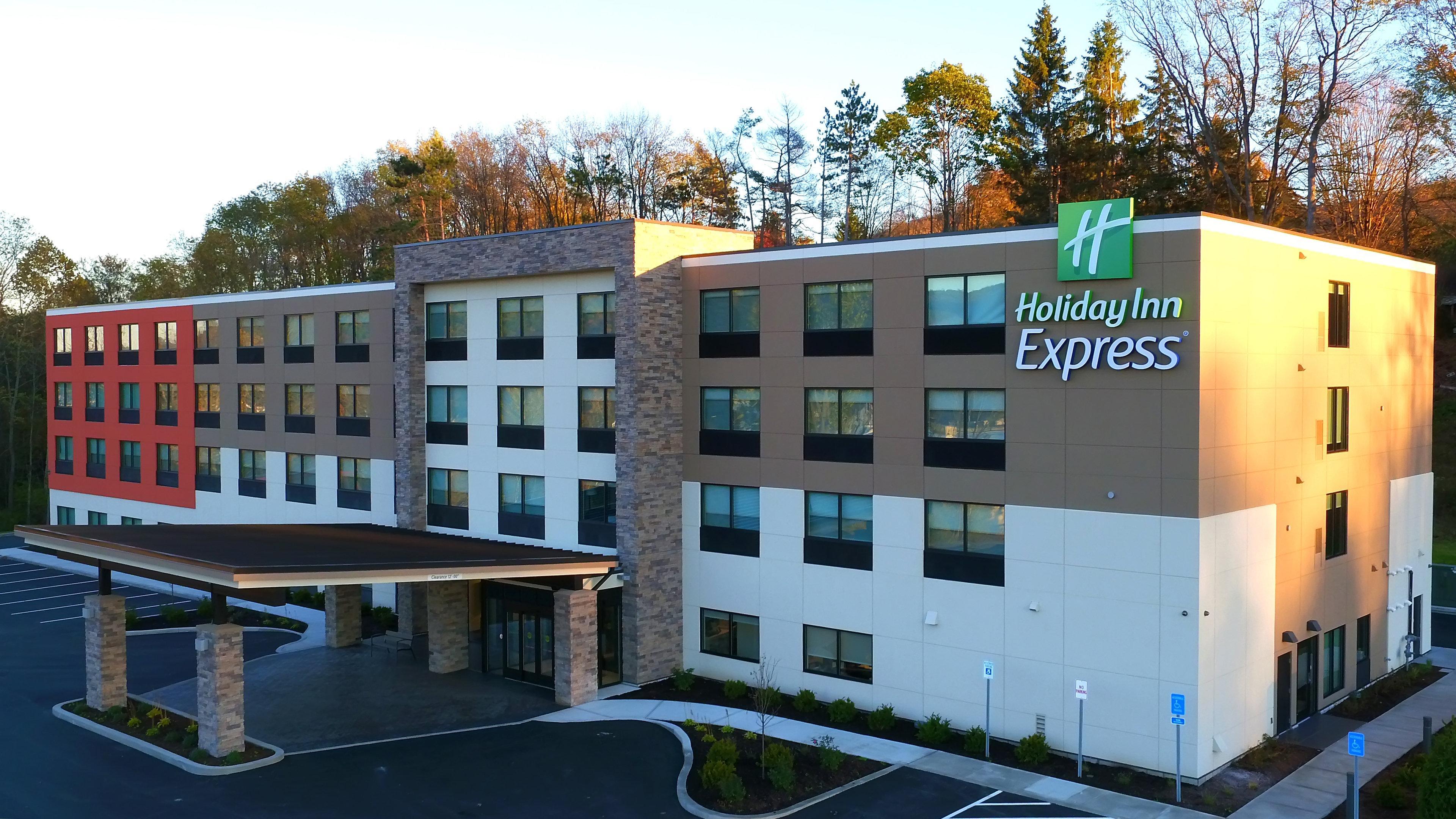 Holiday Inn Express Oneonta By Ihg Binghamton Ngoại thất bức ảnh