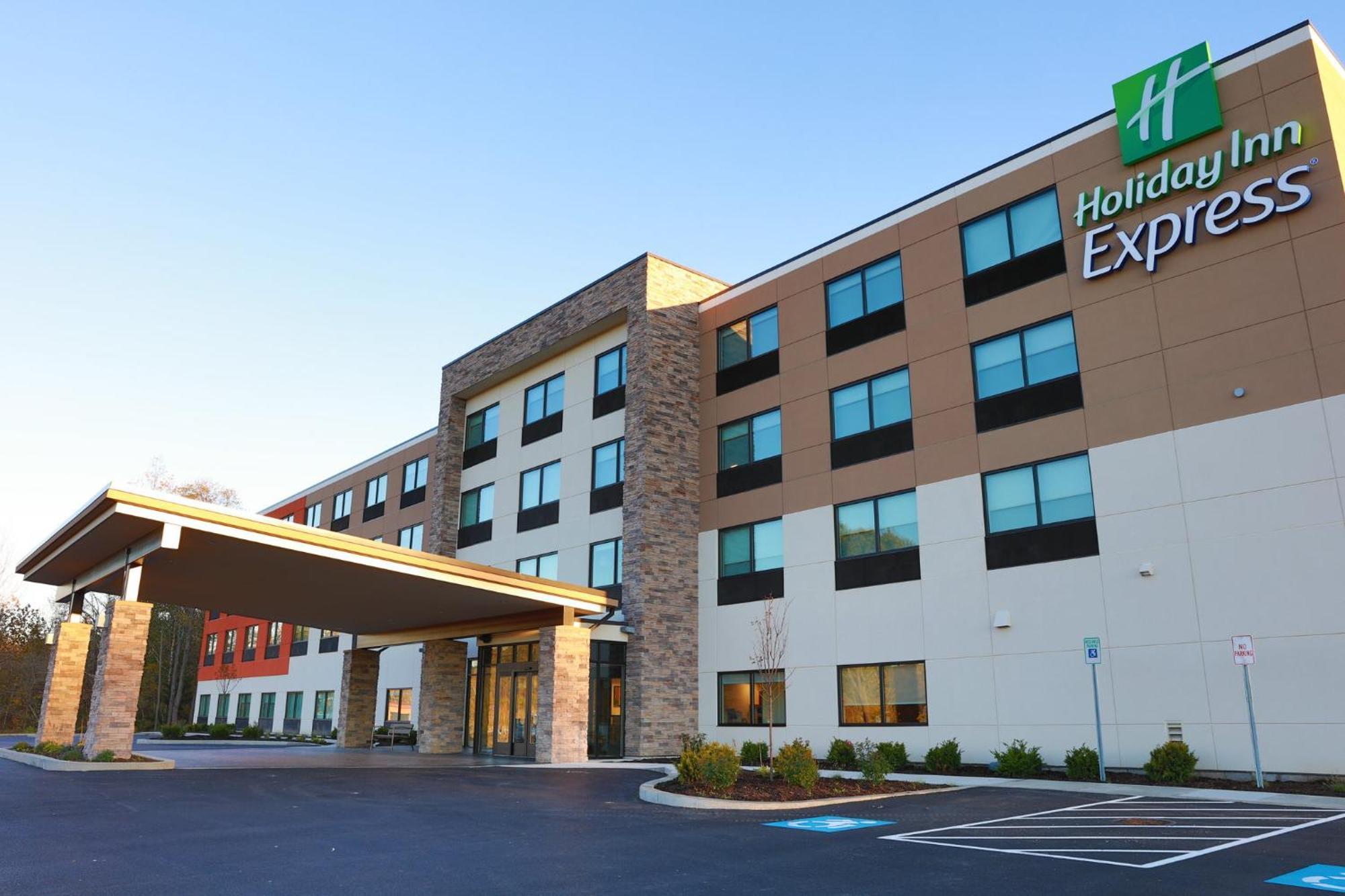 Holiday Inn Express Oneonta By Ihg Binghamton Ngoại thất bức ảnh